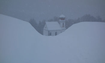Blick auf Wamberg im Winter
