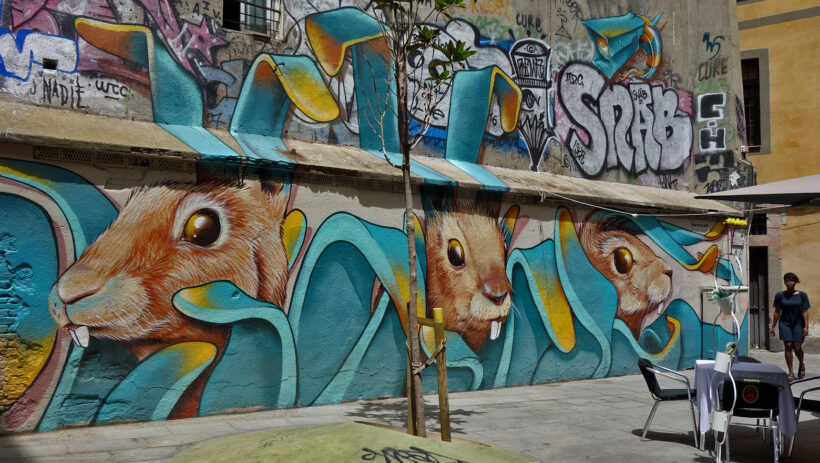 Street Art in den Gassen von Barcelona