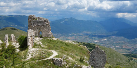 Aussicht vom Rocca Calascio in den Abruzzen