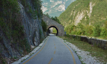 Ciclovia Alpe Adria Radweg auf einer ehemaligen Bahntrasse