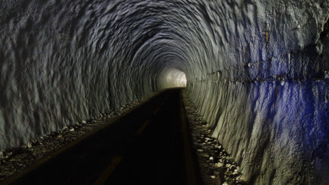 Ehemaliger Eisenbahntunnel auf dem Alpe-Adria-Radweg